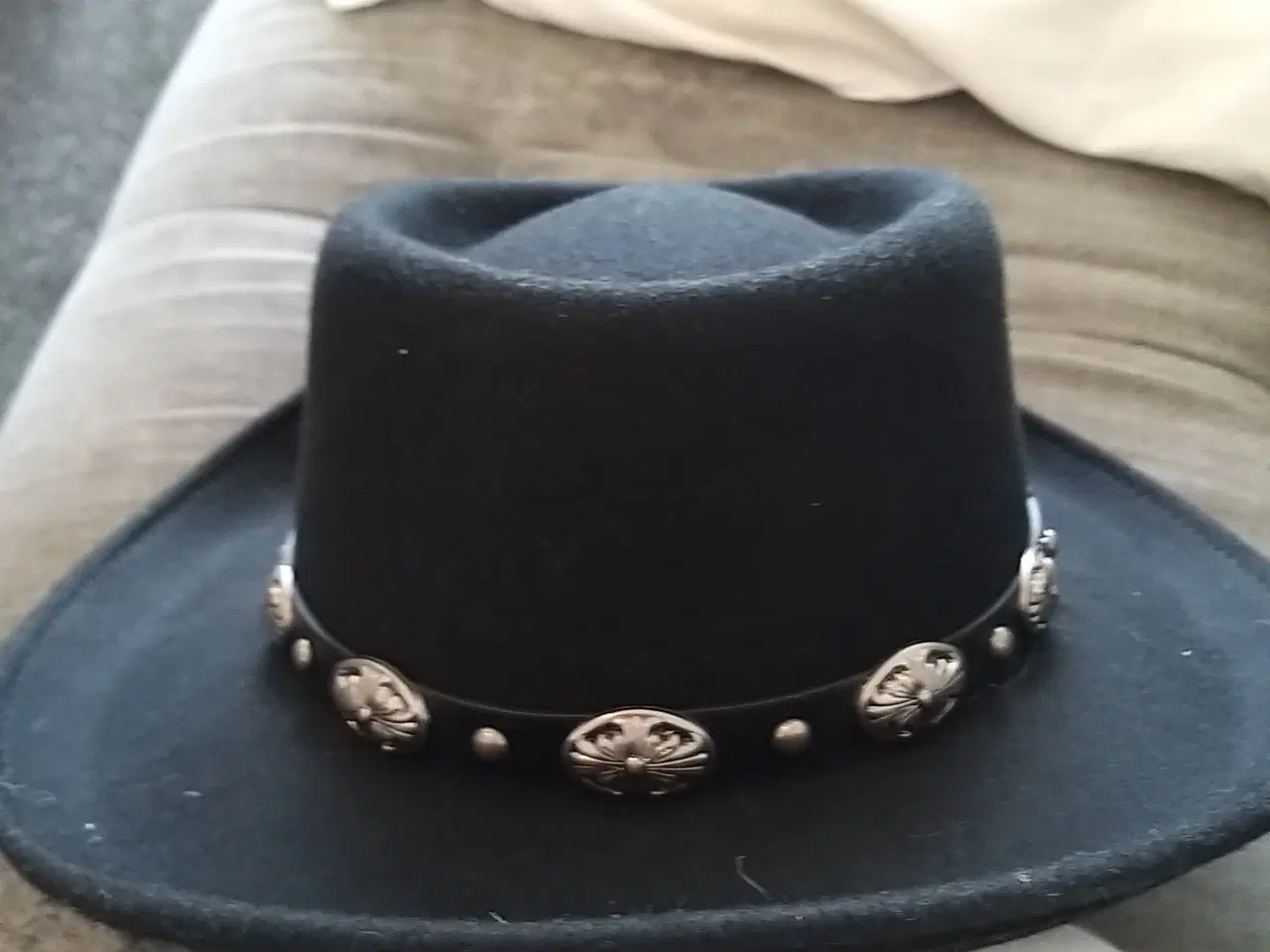 Billede 1 - Hat med hattebånd 