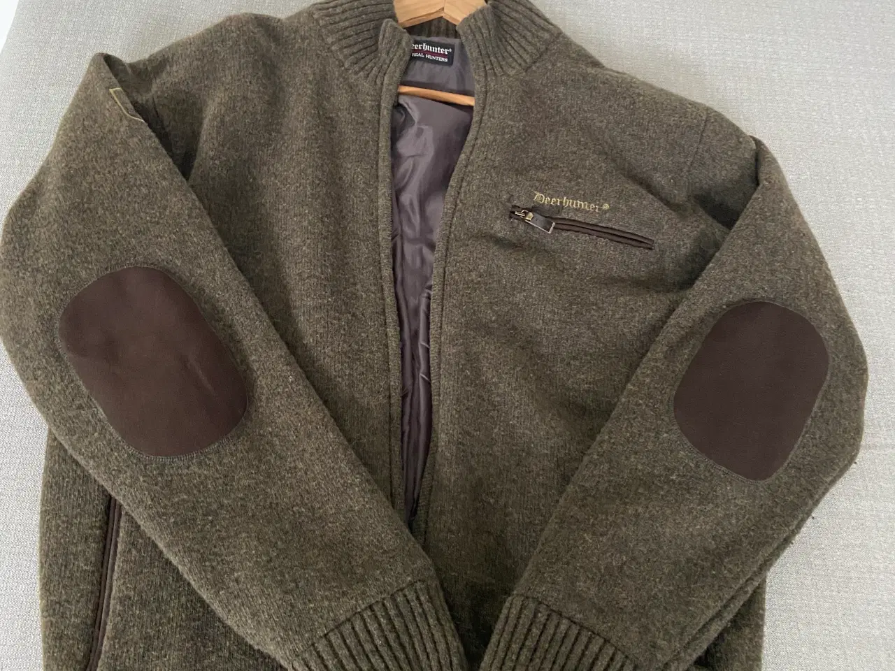 Billede 1 - Goretex jakke,læder jagtvest,vindstopper.jagt amu.