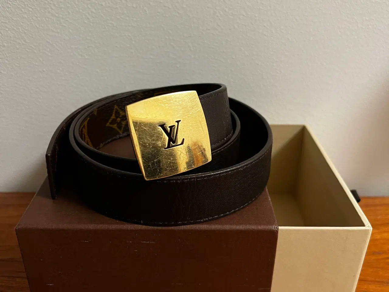 Billede 1 - LV bælte med vendbart spænde brunlæder/monogram