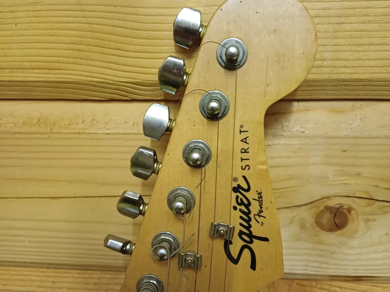 Billede 2 -  guitar fender squire 
