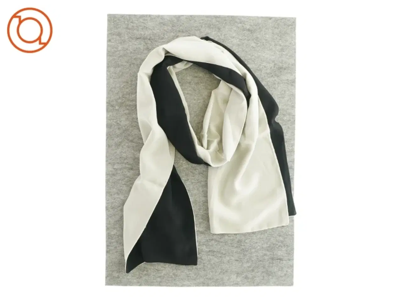 Billede 1 - Silketørklæde fra Jaeger