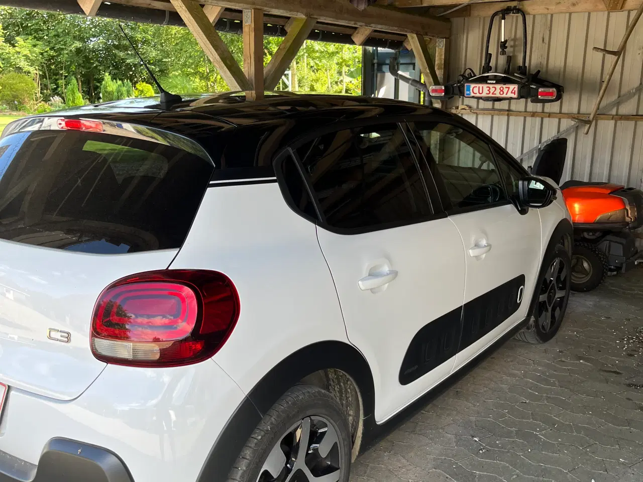 Billede 2 - Citroën c3 med panorama glastag og træk