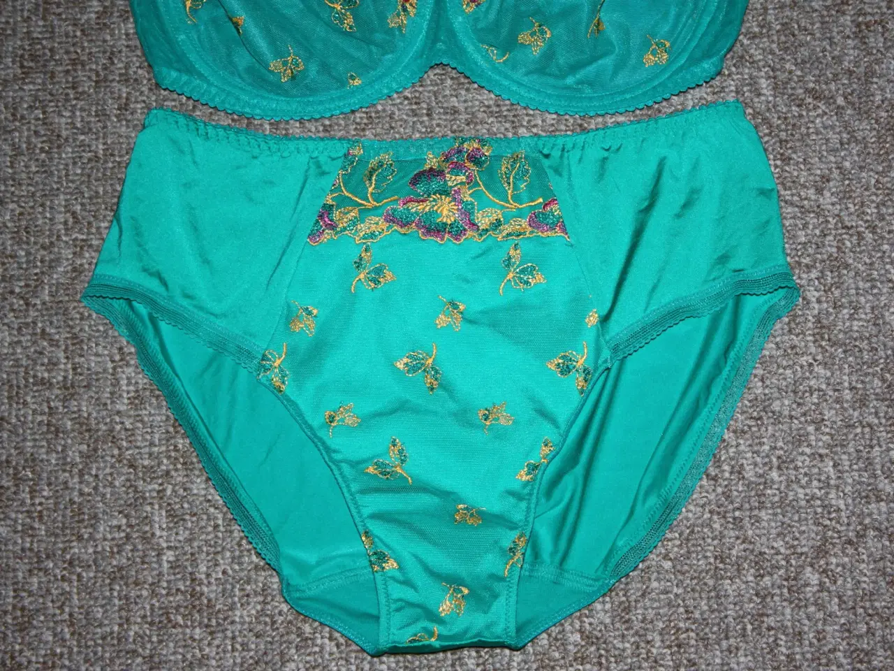 Billede 3 - Bh sæt Primadonna str. 80 C / 42 Ubrugt