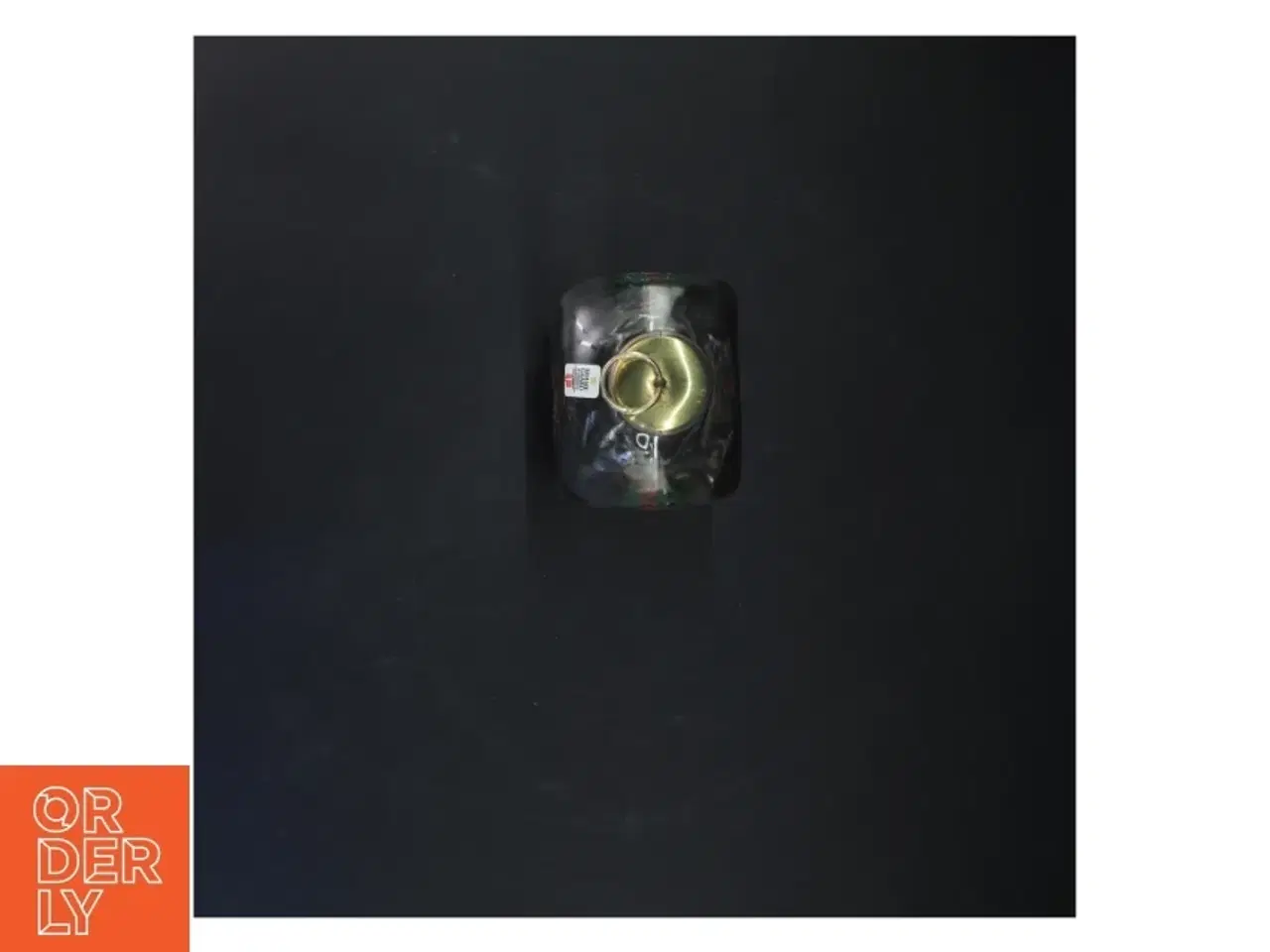 Billede 4 - Glasflaske med julemotiv fra Holmegaard (str. 19x9x7 cm)