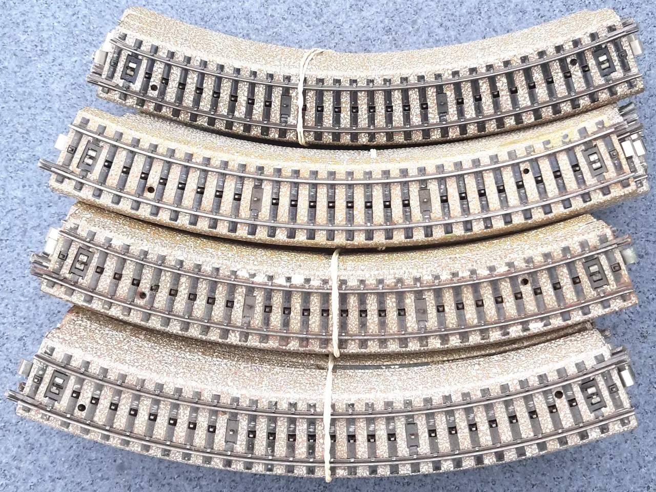 Billede 4 - Märklin kæmpe lot M-skinner og skiftespor