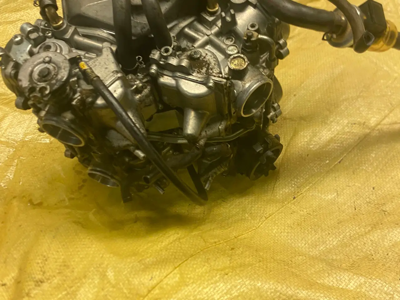 Billede 4 - Honda ST 1100 1990 karburator