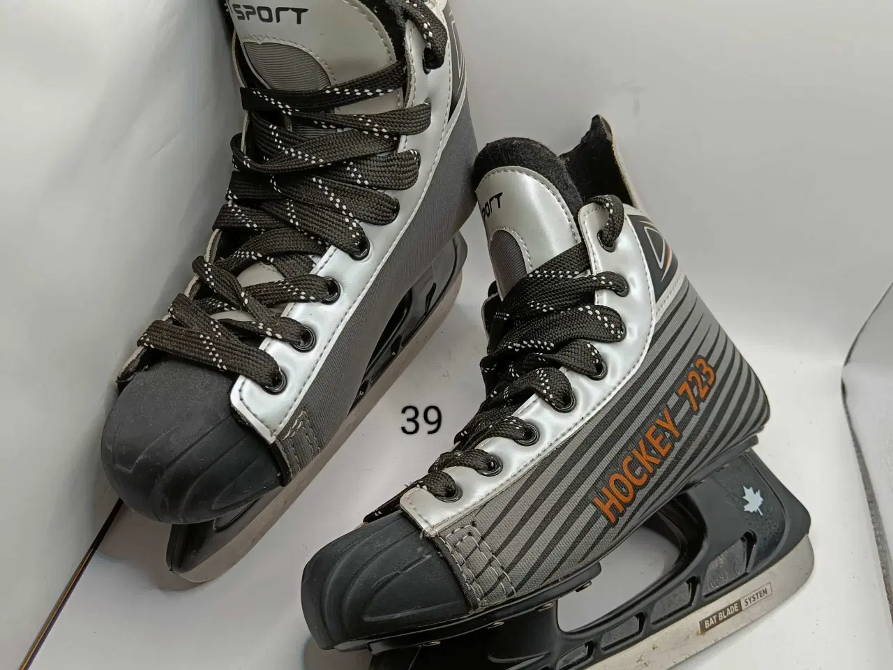 Billede 1 - Hockey 723 Ishockey skøjter 39str