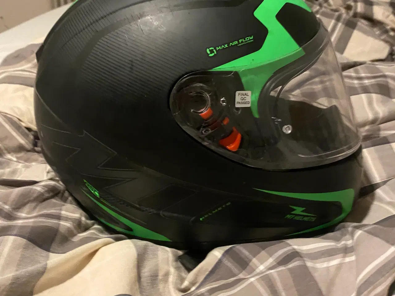Billede 2 - Scooter hjelm