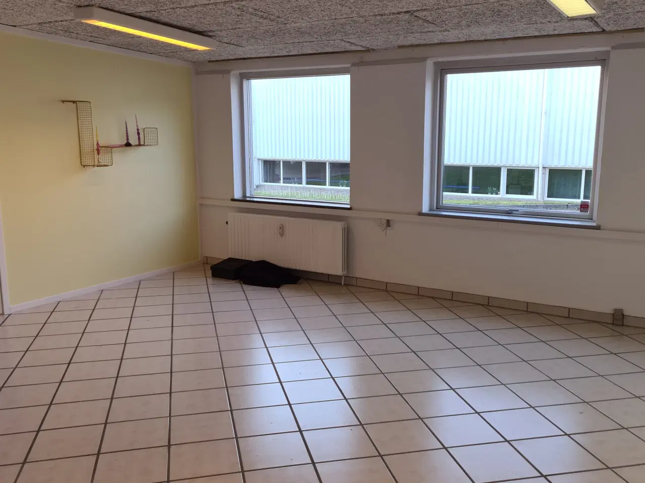 Billede 1 - 117 m² kontor & 453 m² lager