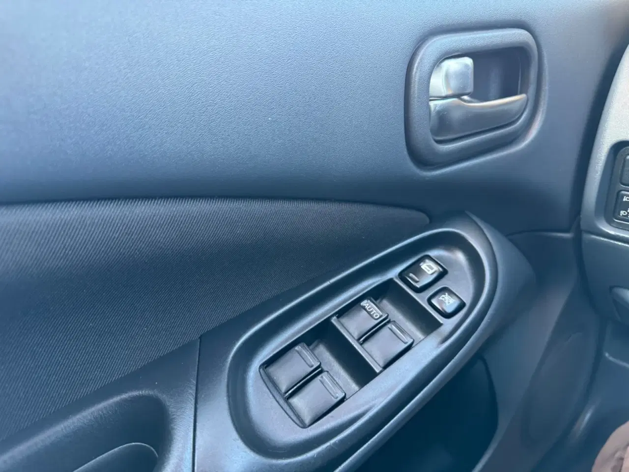 Billede 8 - Nissan Almera 1,5 Porto