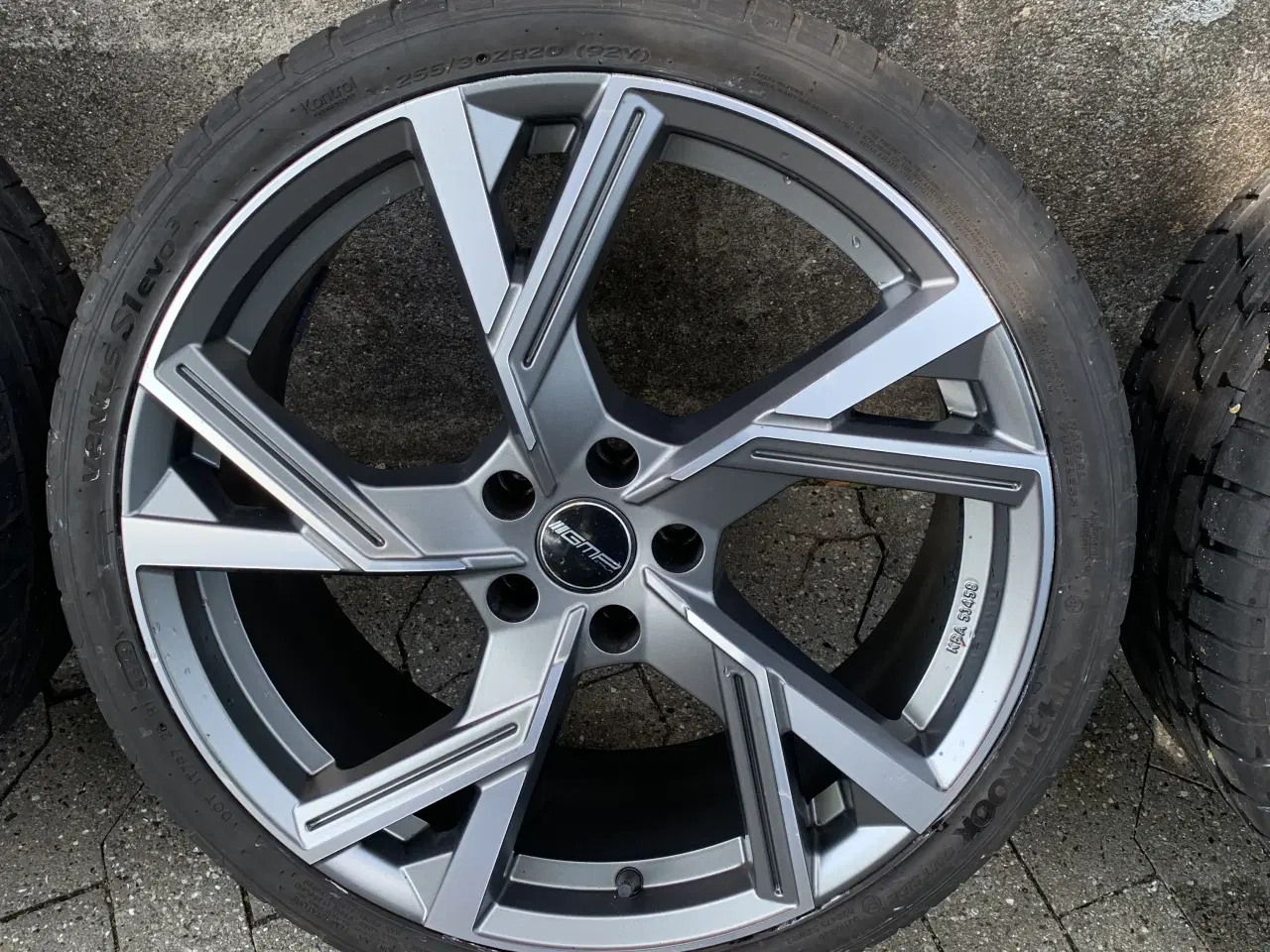 Billede 4 - 20” fælge med sommerdæk