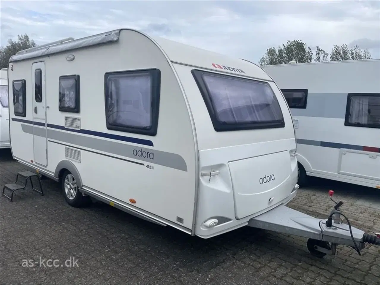 Billede 2 - 2012 - Adria Adora 472 LU   Adria Adora 472 LU enkelte senge og Posemarkise med 2 læsider