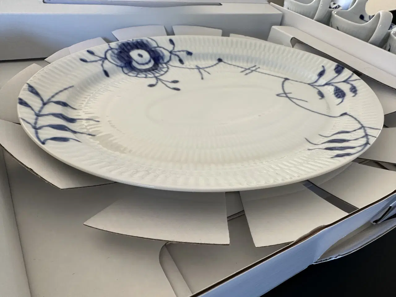 Billede 1 - Royal Copenhagen Blå Mega Riflet Oval Fad