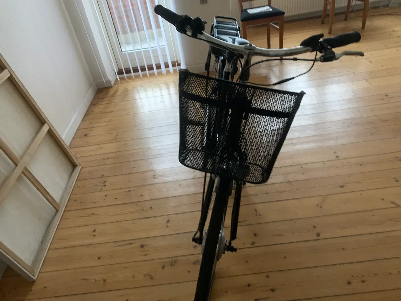 Billede 3 - Nyere xzite dame elcykel