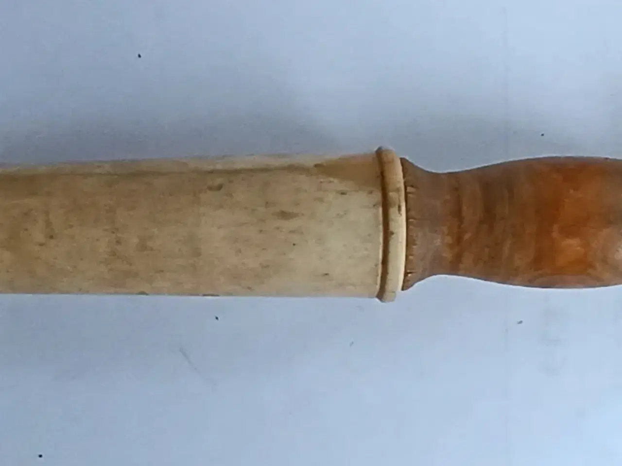 Billede 6 - Almuekunst, udskårne og drejede vindepinde af træ.