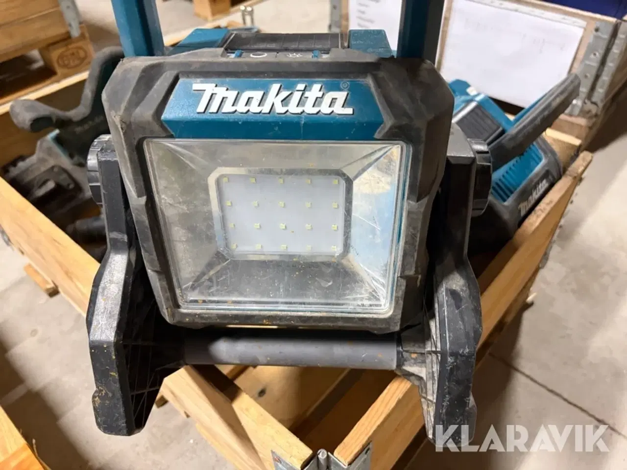 Billede 2 - Værktøj Makita 6 maskiner med 3 lamper, 3 batterier og 1 oplader