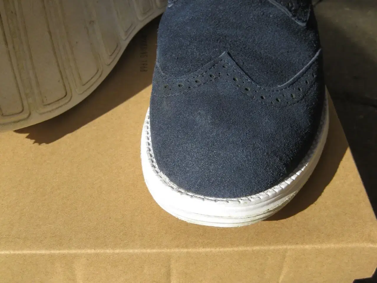 Billede 3 - Blå smarte sko fra i år str. 40 fra BORN