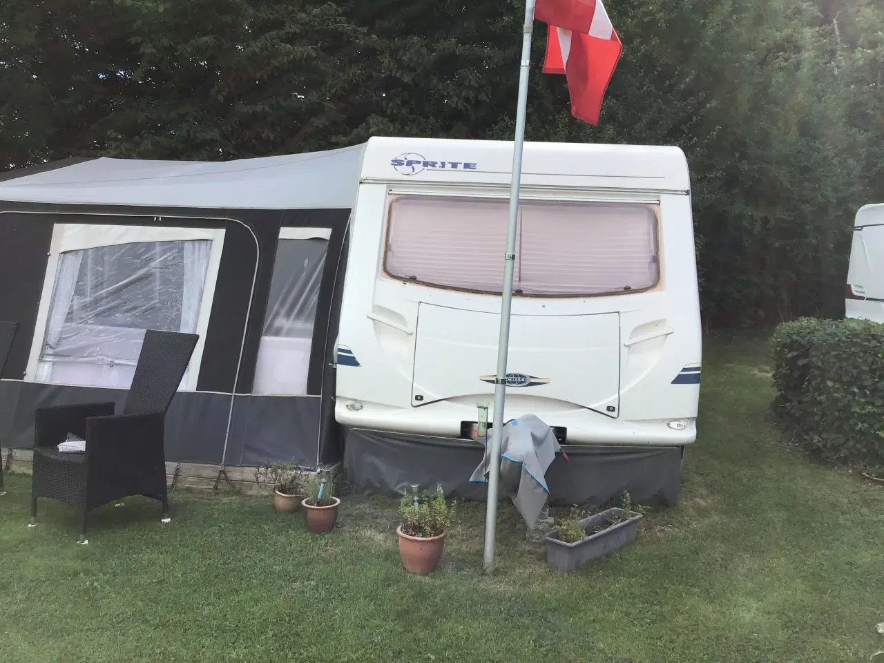 Billede 2 - Fortelt og anex 