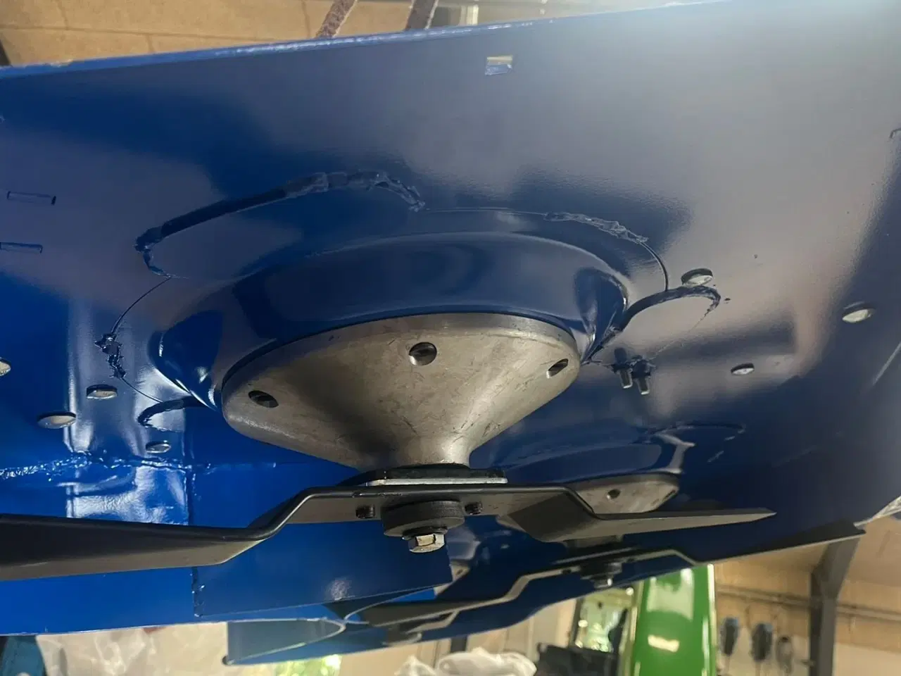 Billede 20 - Solis 26 HST Hydrostat Turf hjul og klipperbord