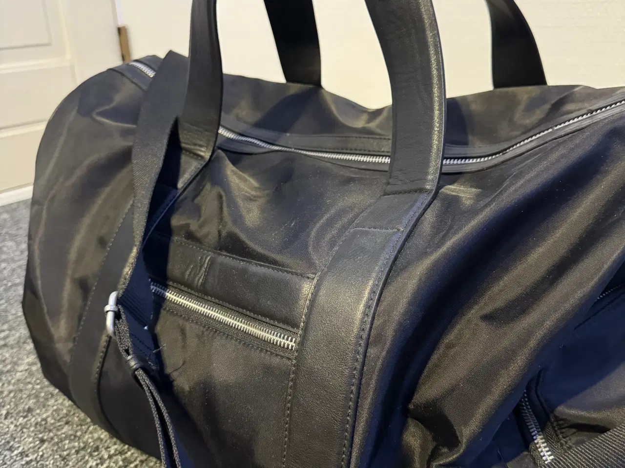 Billede 1 - Zara taske