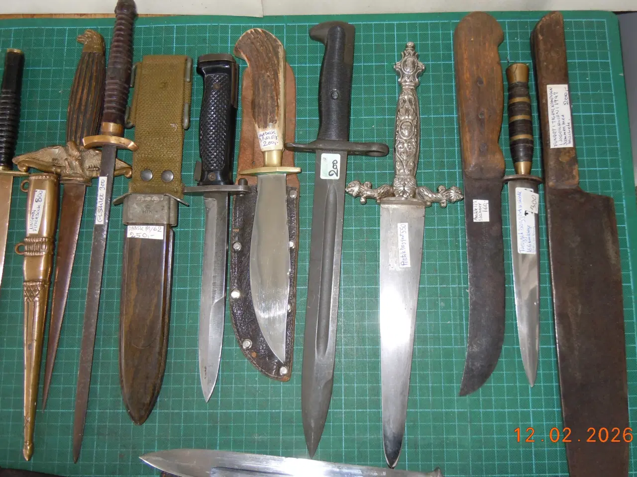 Billede 13 - Dolke, bajonetter og knive, forskellige typer.