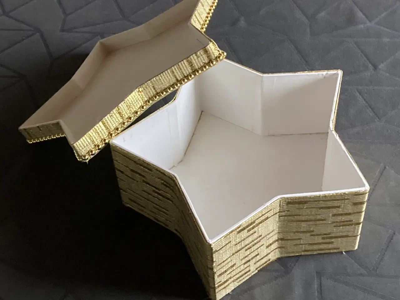 Billede 2 - Unik Gaveæske/Smykkeskrin