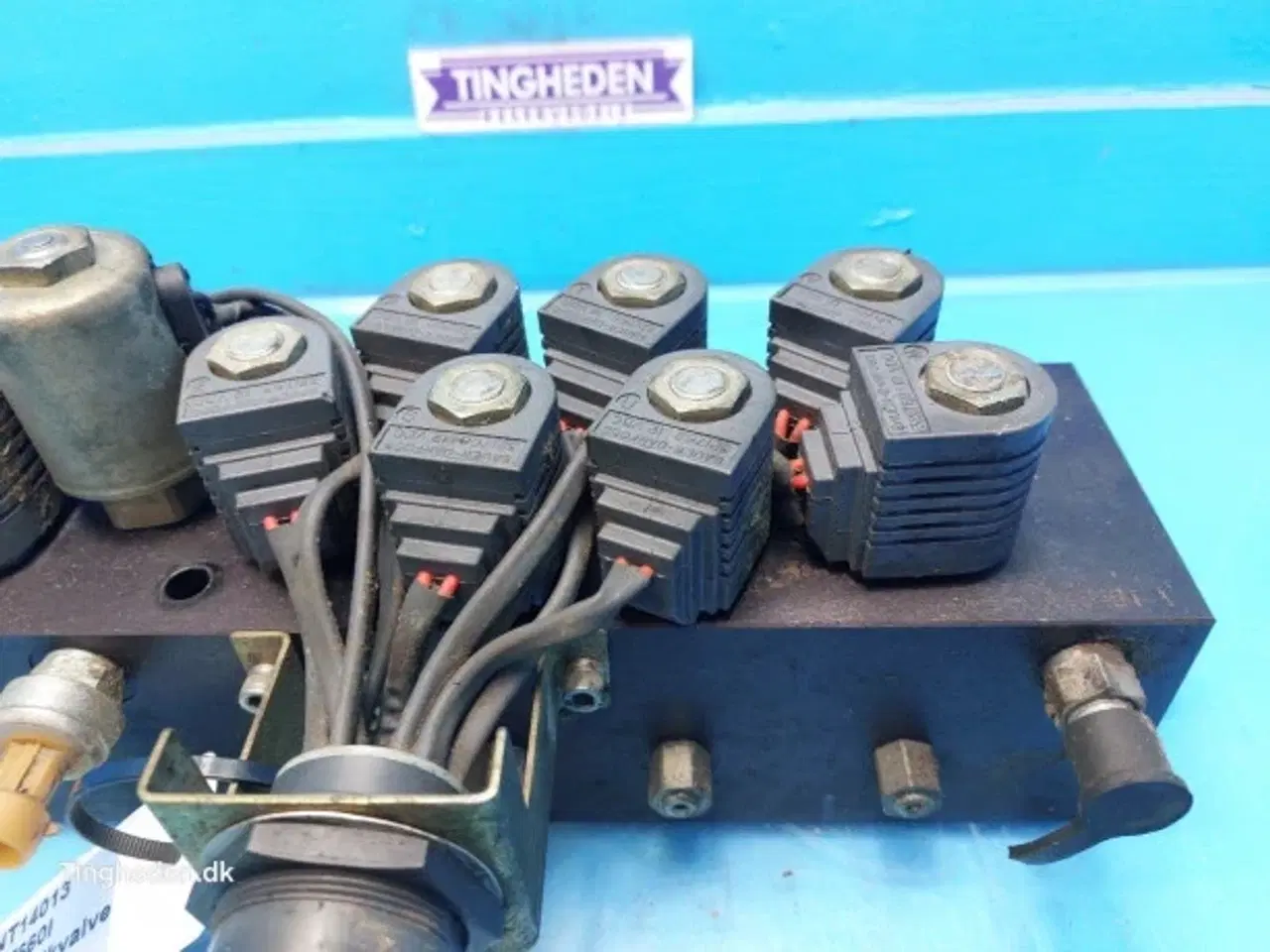 Billede 15 - John Deere T660I Hydraulikventil AH232198