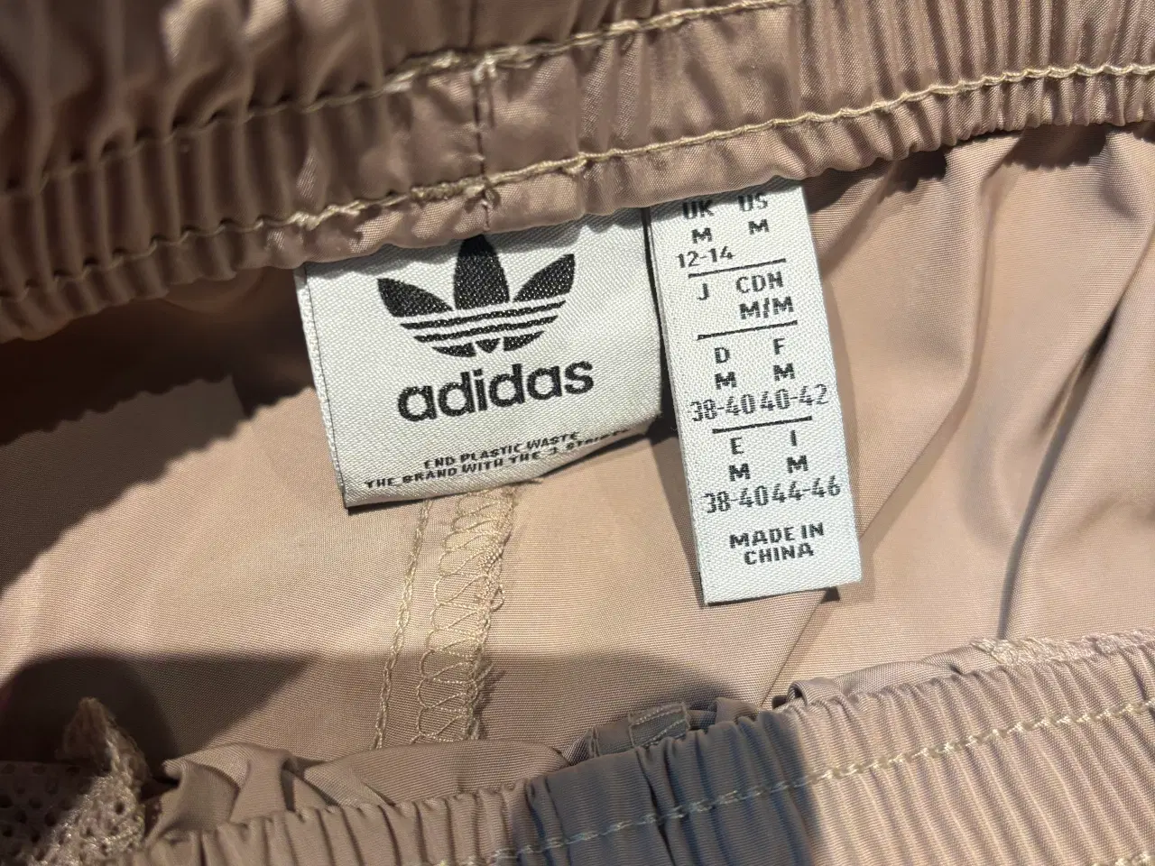 Billede 3 - Adidas bukser str m