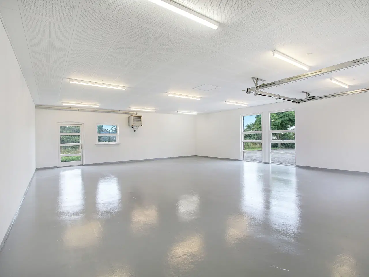 Billede 5 - Præsentabel ejendom få minutters kørsel fra E47/E20 afkørsel 30