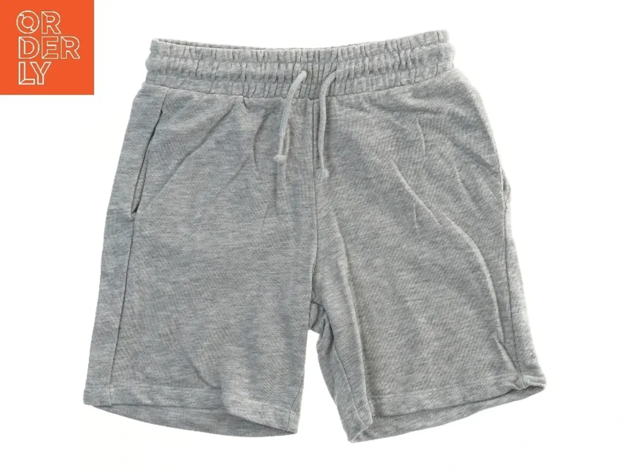 Billede 1 - Grå shorts med elastik fra H&M (str. 128)
