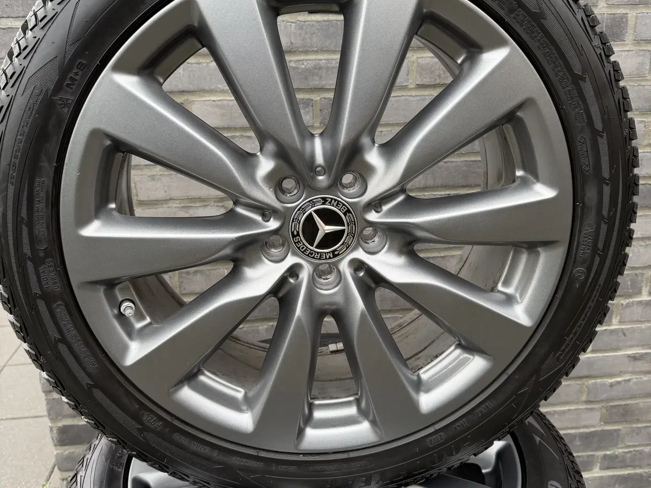 Billede 2 - Mercedes 19 original med vinterdæk tpms E/C/CLA