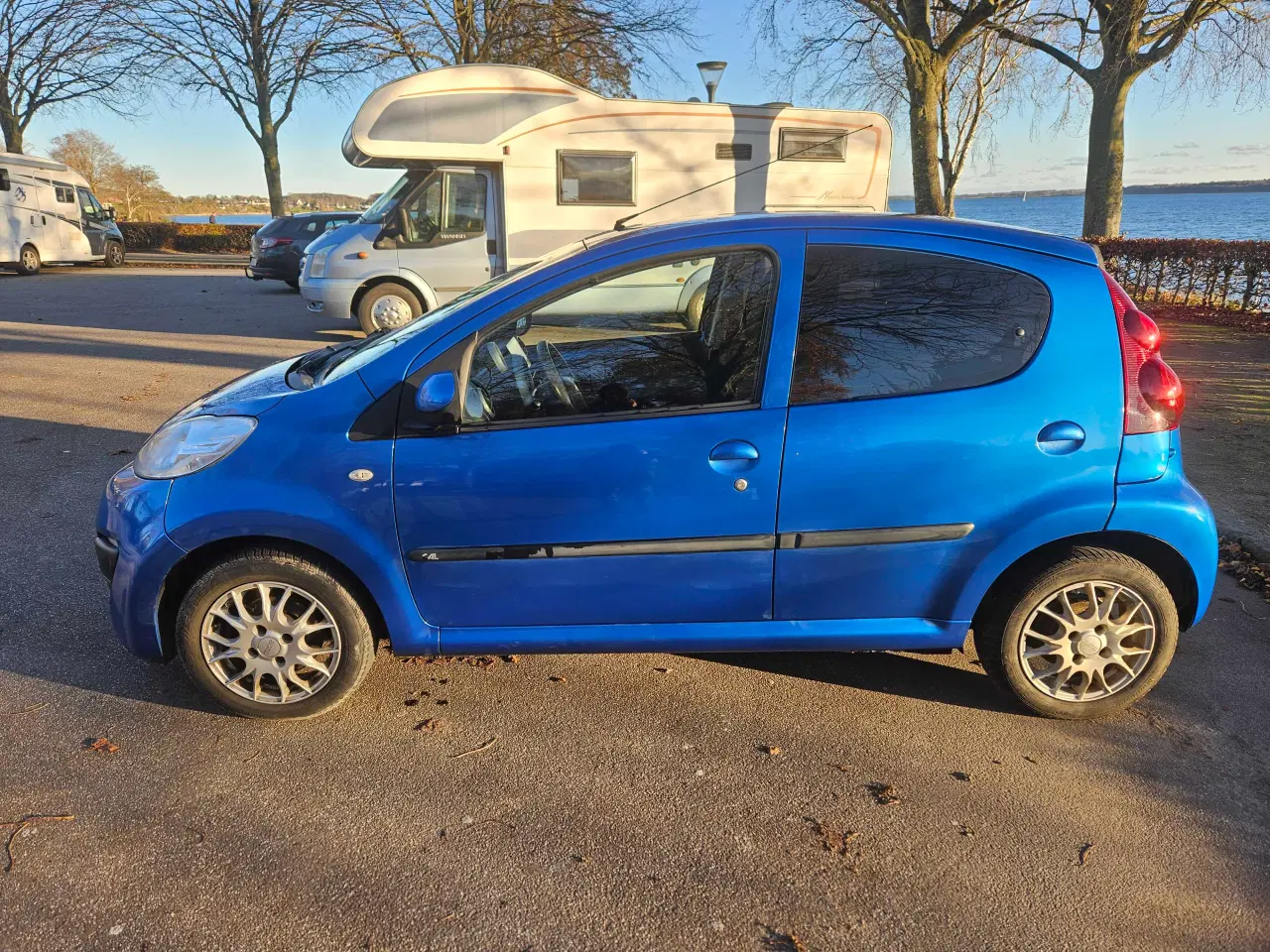 Billede 4 - Peugeot 107 2013 lav kilometer.
