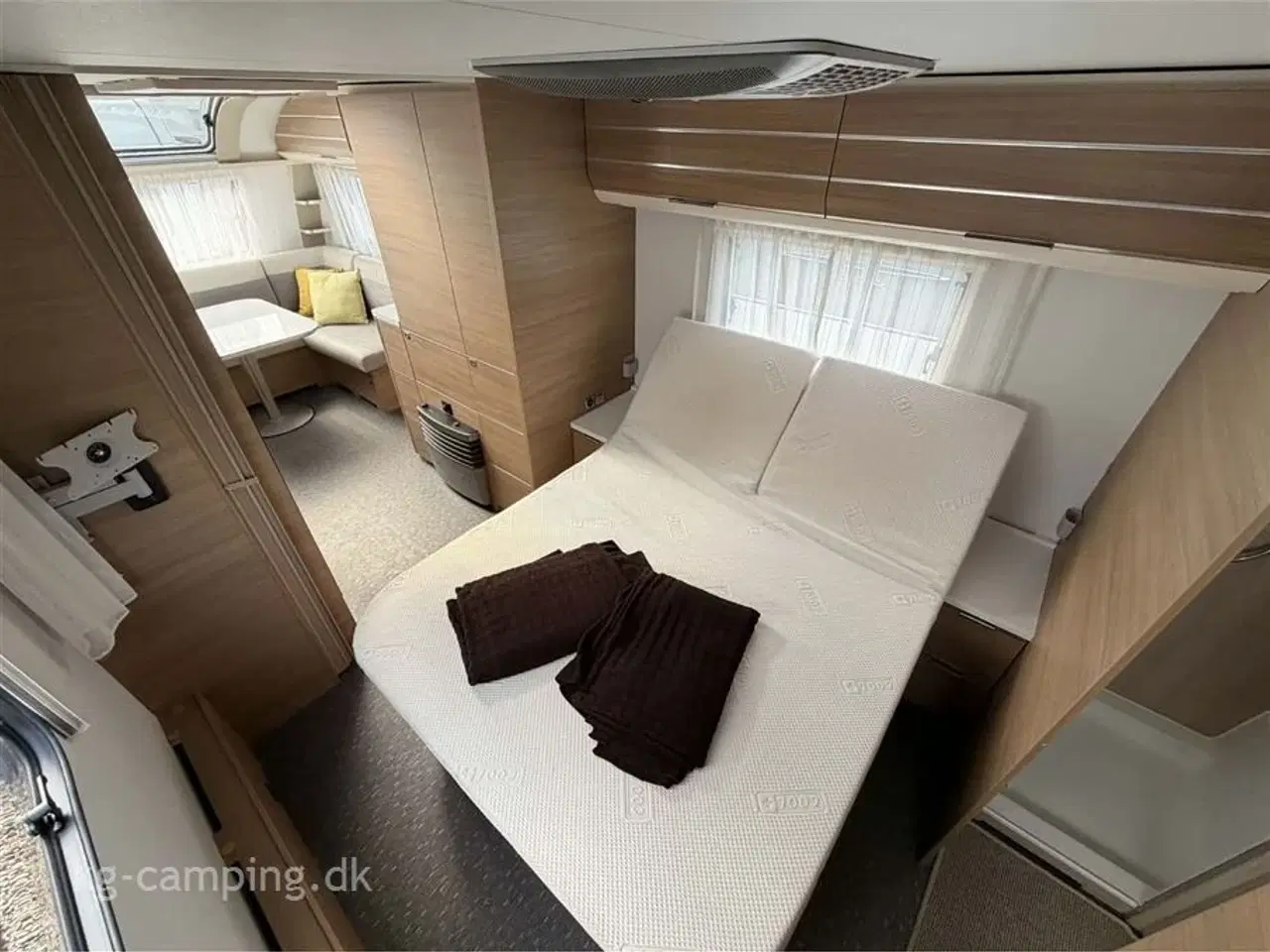 Billede 4 - 2020 - Adria Adora 613 UT Fritstående dobbeltseng, Sunshine Plus, Mover, Klima anlæg.