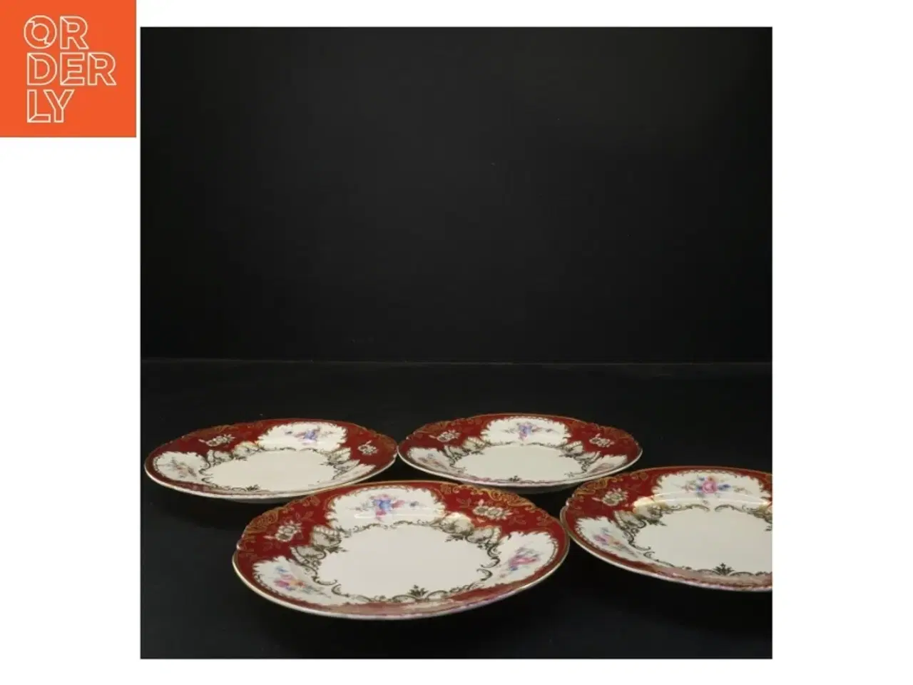 Billede 2 - Sæt af Dekorative Tallerkener (str. Ø 17 cm)