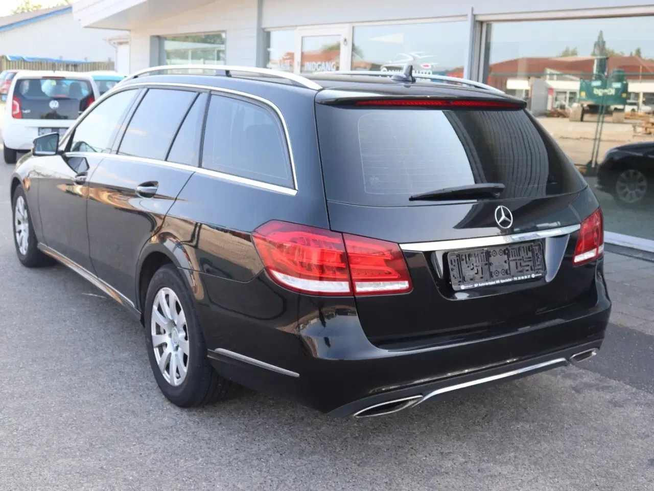 Billede 3 - Mercedes E200 2,2 CDi Avantgarde stc. aut. 7prs