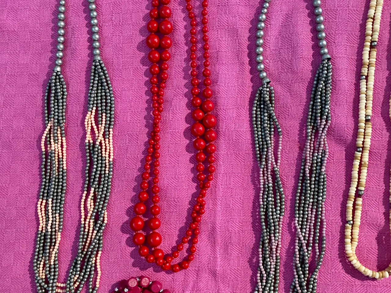 Billede 2 - Flotte halskæder med perler