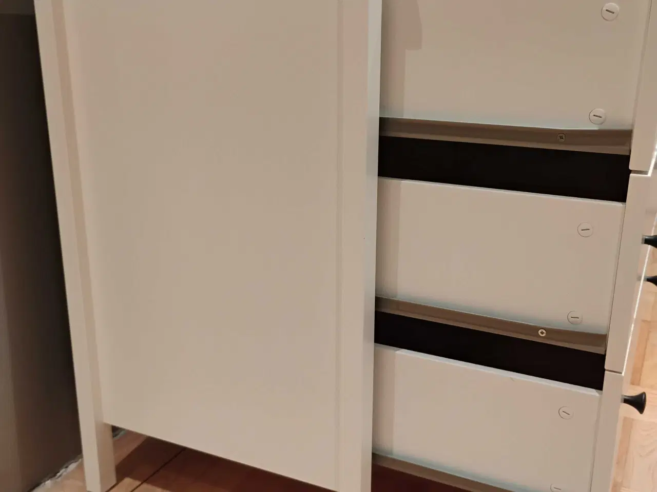 Billede 6 - Kommode i pæn stand