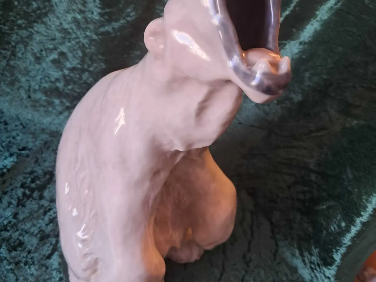 Billede 4 - Byd på Kongelige Porcelæns figurer