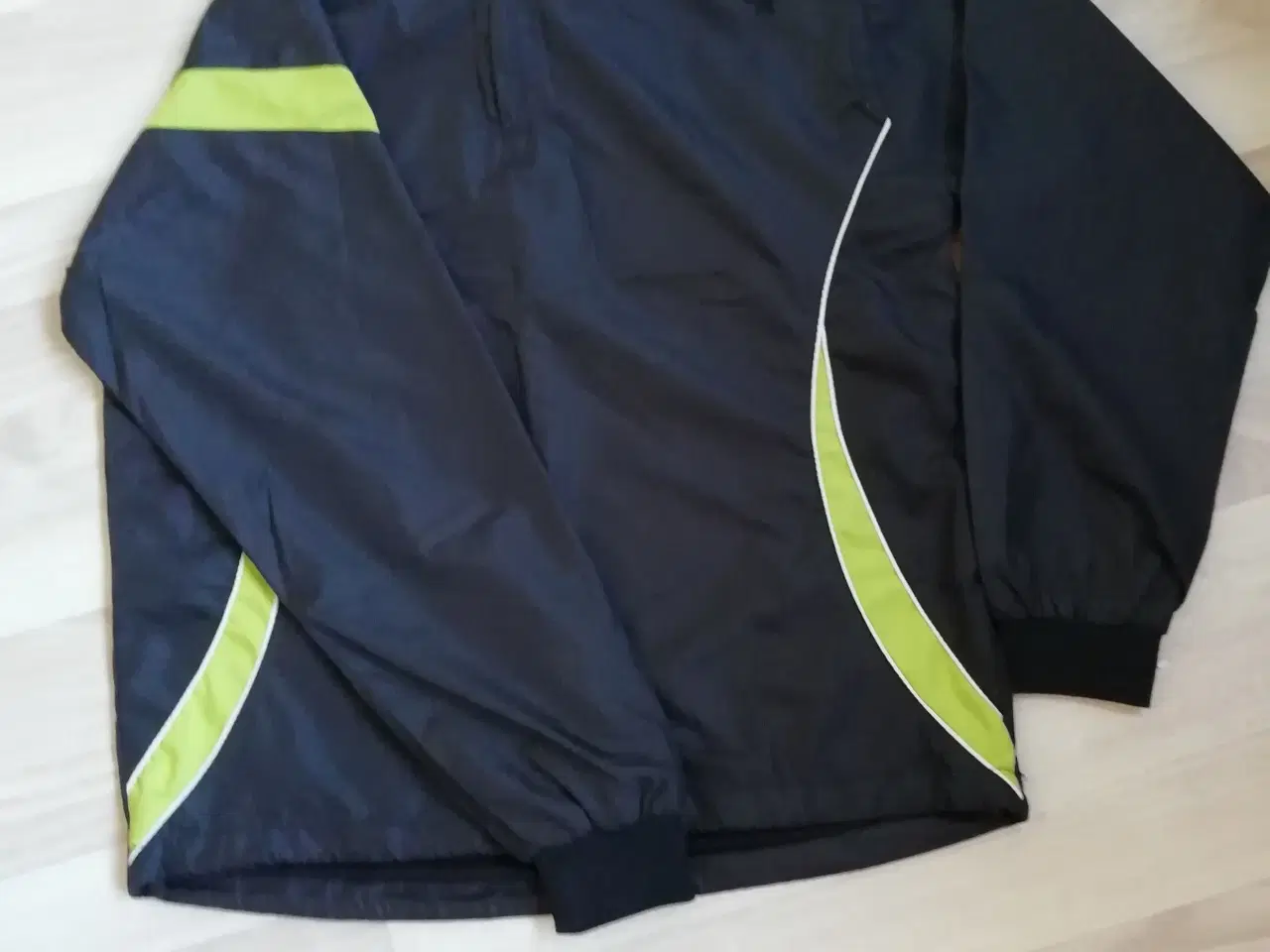 Billede 1 - windbreaker