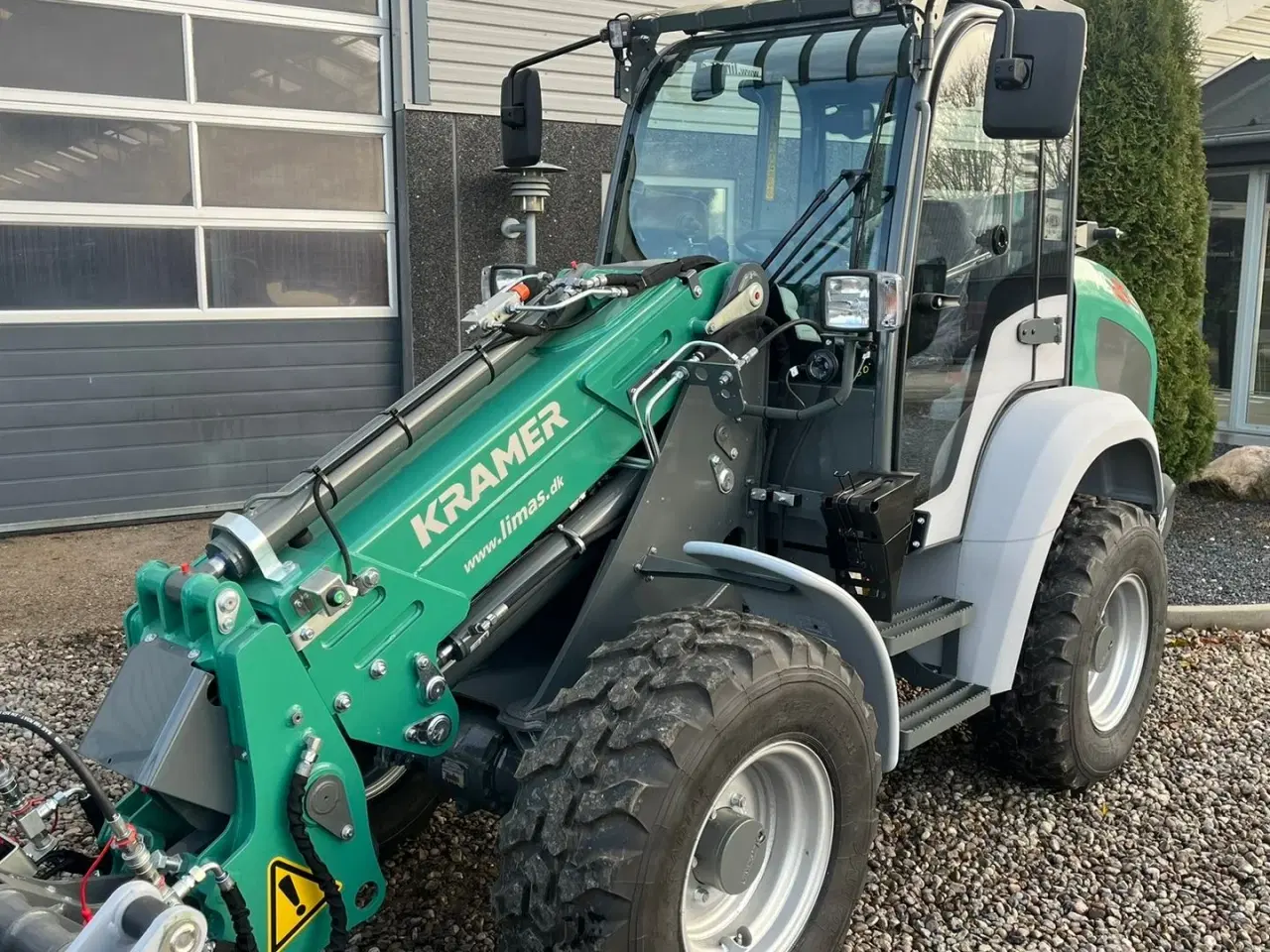 Billede 8 - Kramer KL25.5T JULE/NYTÅRSTILBUD med Teleskoparm, så den har stor rækkevidde og fleksibilitet.