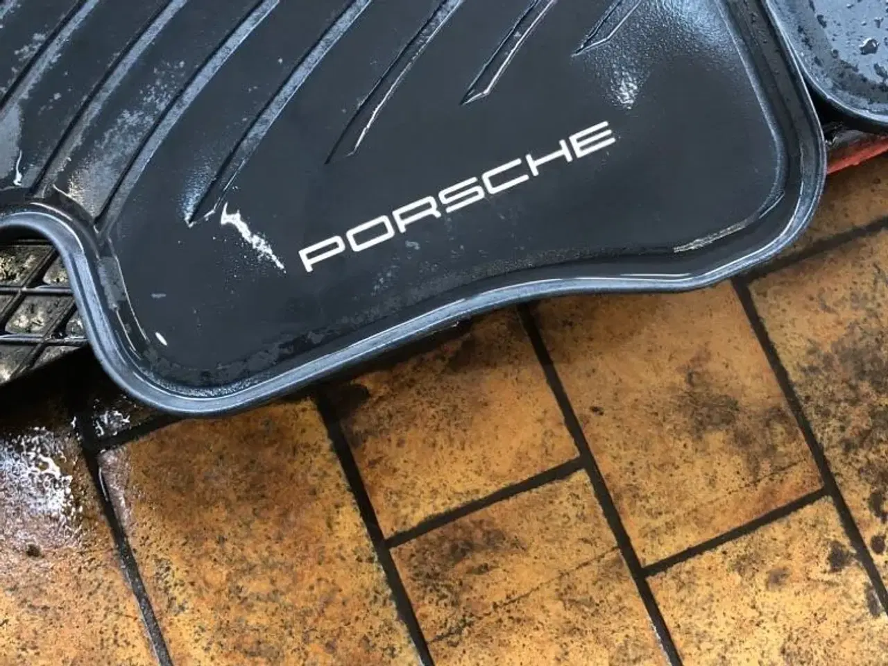 Billede 2 - Porsche panamera GTS måtte sæt