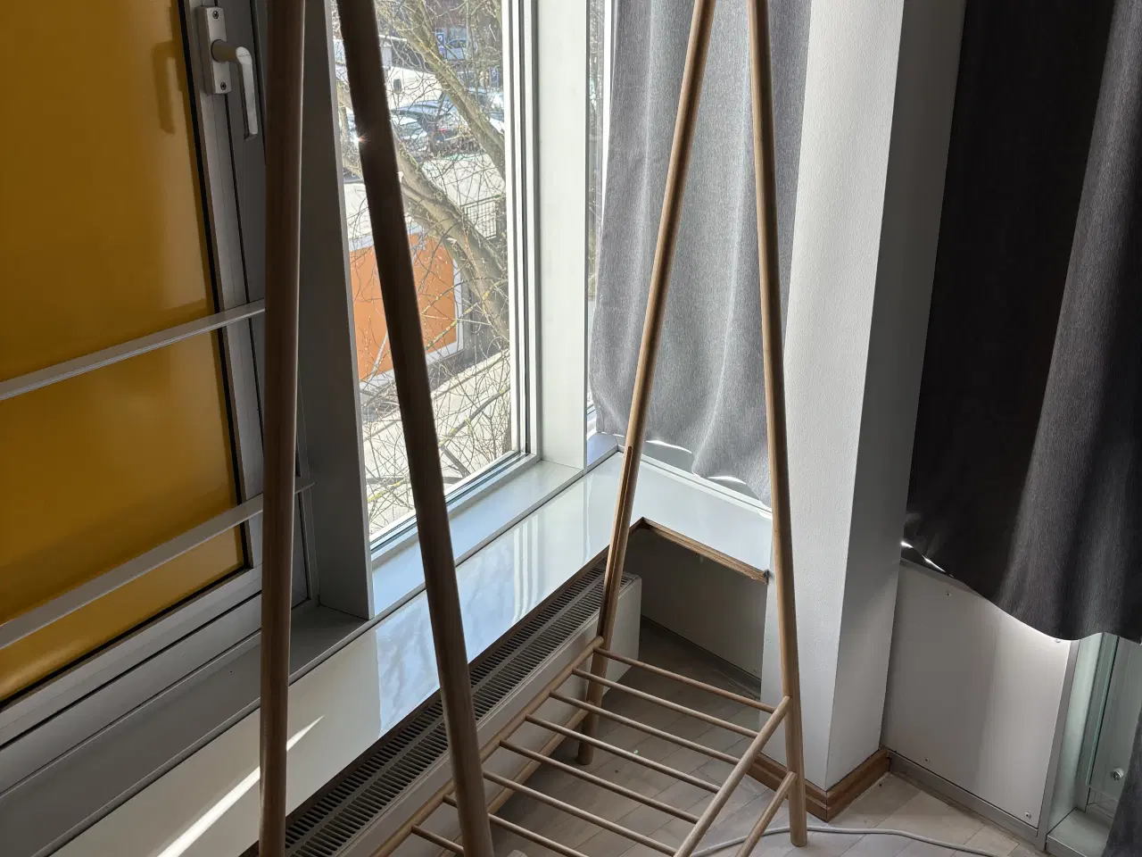 Billede 2 - Tøjstativ fra Jysk