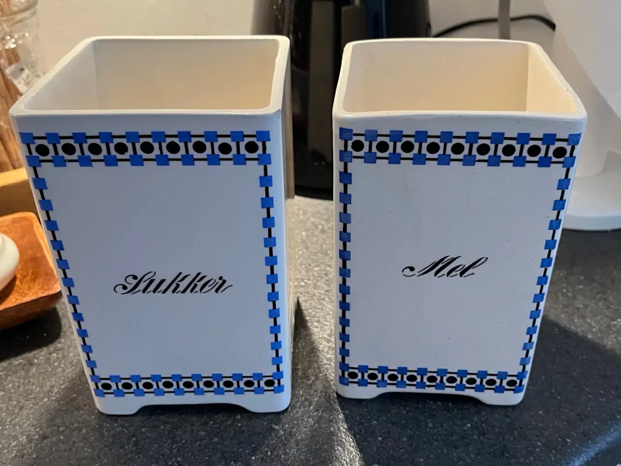 Billede 4 - Vintage keramik køkkenbeholdere til sukker og mel 