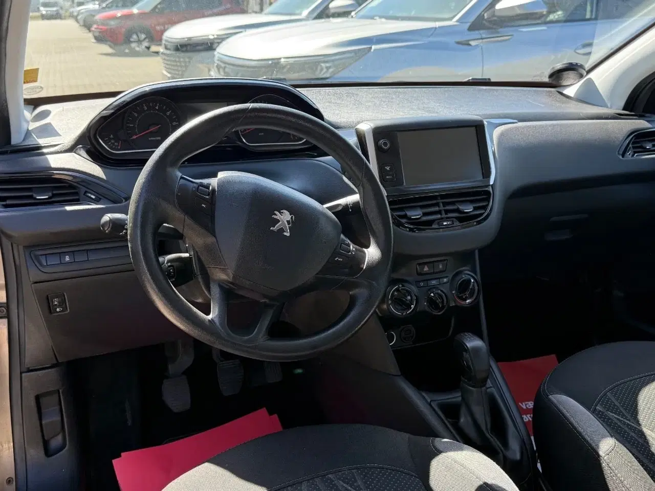 Billede 12 - Peugeot 208 1,2 VTi 82 Active Navigator