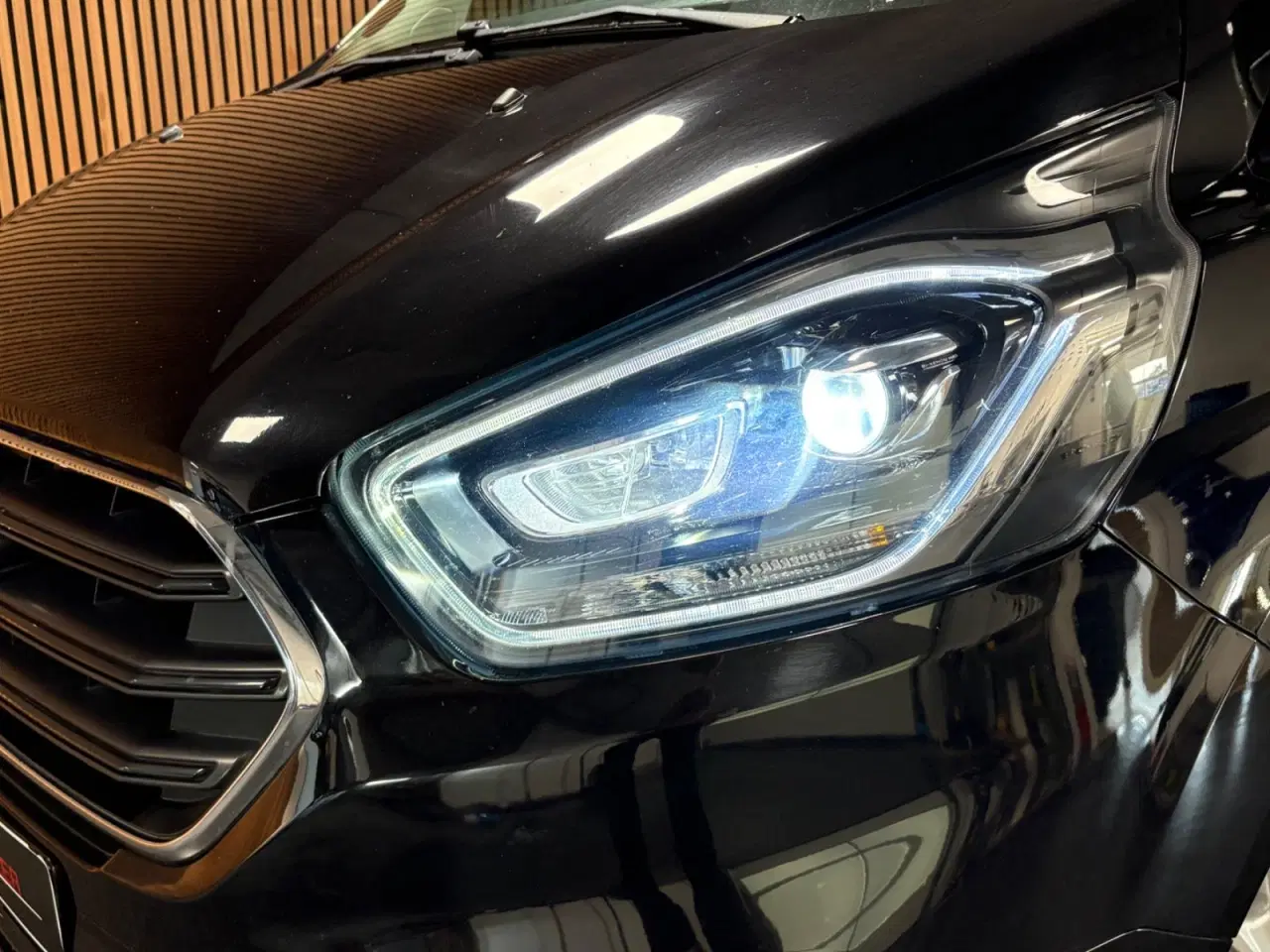 Billede 3 - Ford Transit Custom 280S 2,0 TDCi 170 Limited aut.