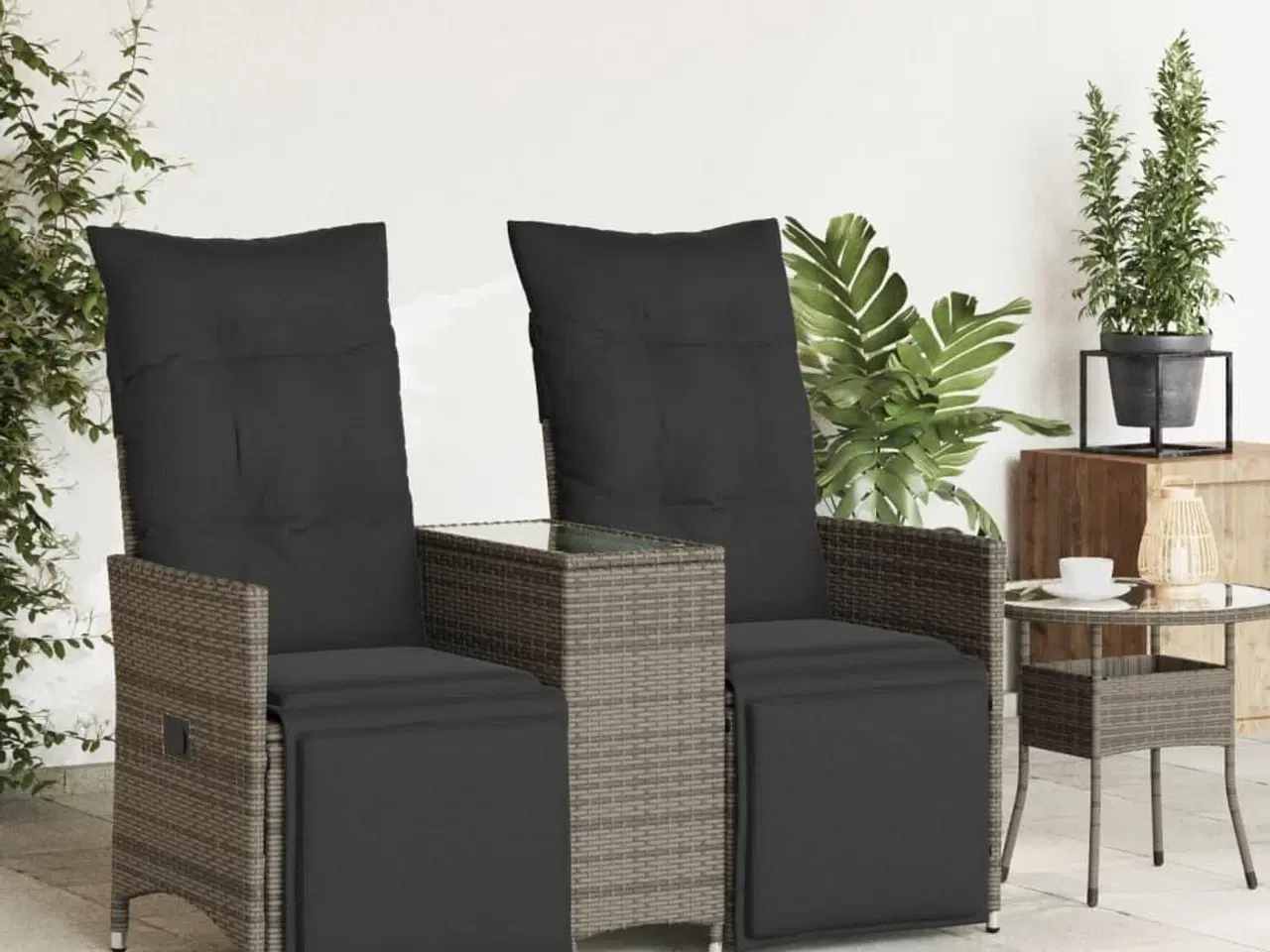 Billede 3 - 2-personers havesofa med bord og lænefunktion polyrattan grå