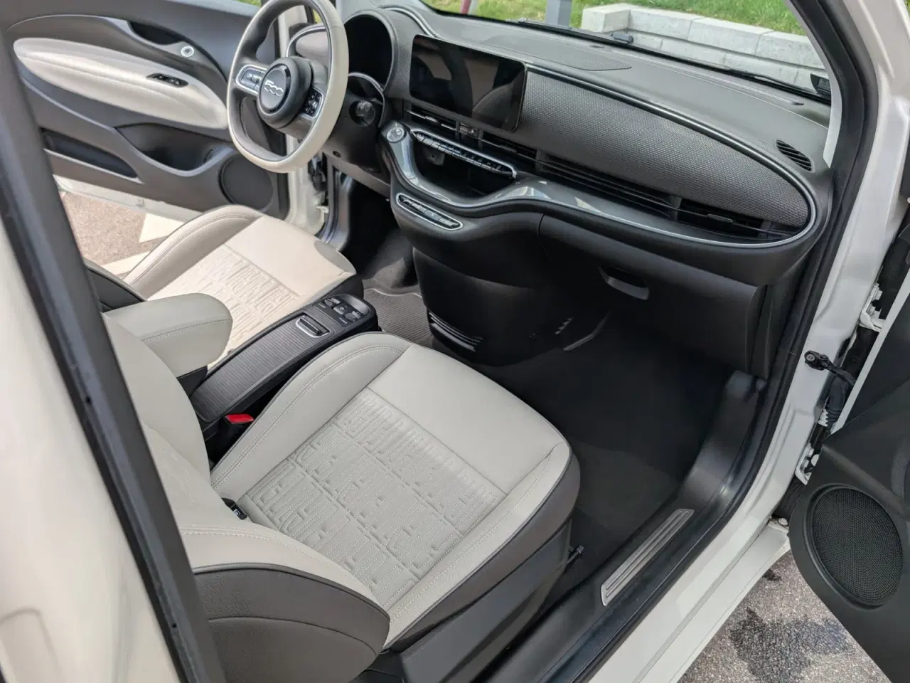 Billede 11 - Fiat 500e 42 la Prima