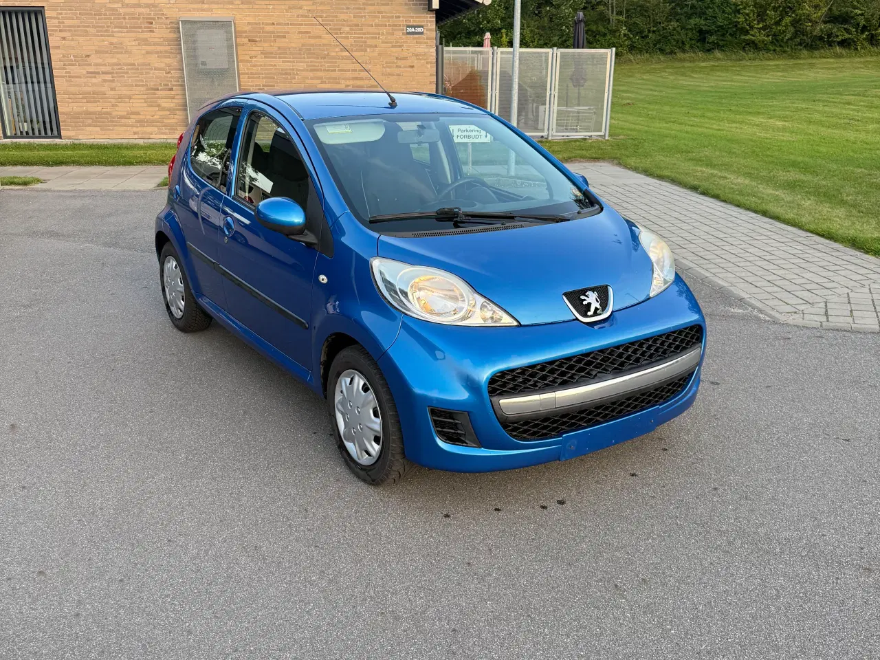 Billede 2 - Peugeot 107 1.0 Benzin frisk Nysynet 