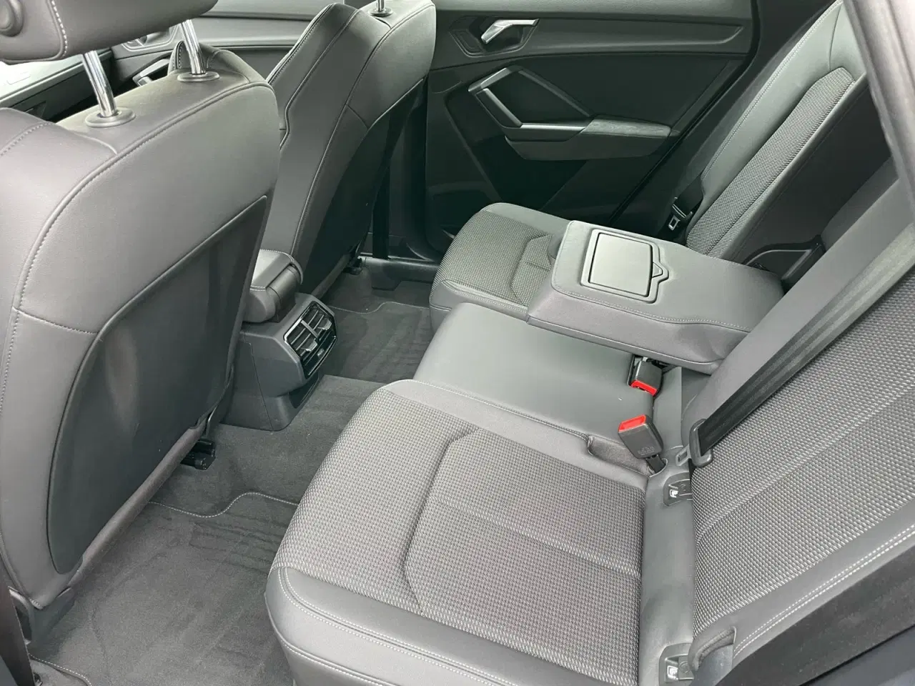Billede 9 - Audi Q3 45 TFSi e S-line S-tr.