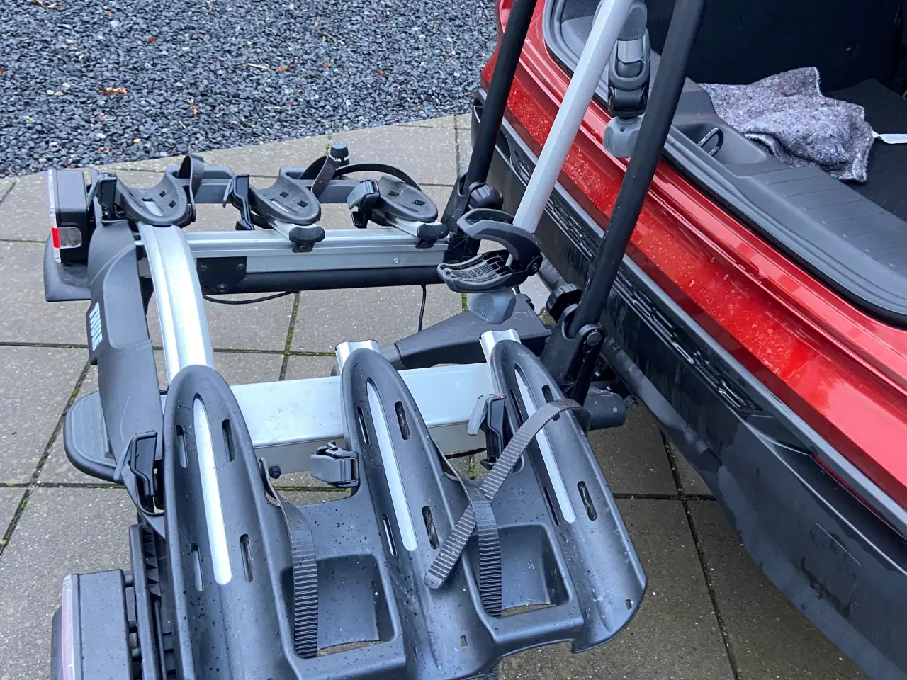 Billede 2 - Thule 927 Velo Compact. 3 cykler, 7pin,2 nøgle
